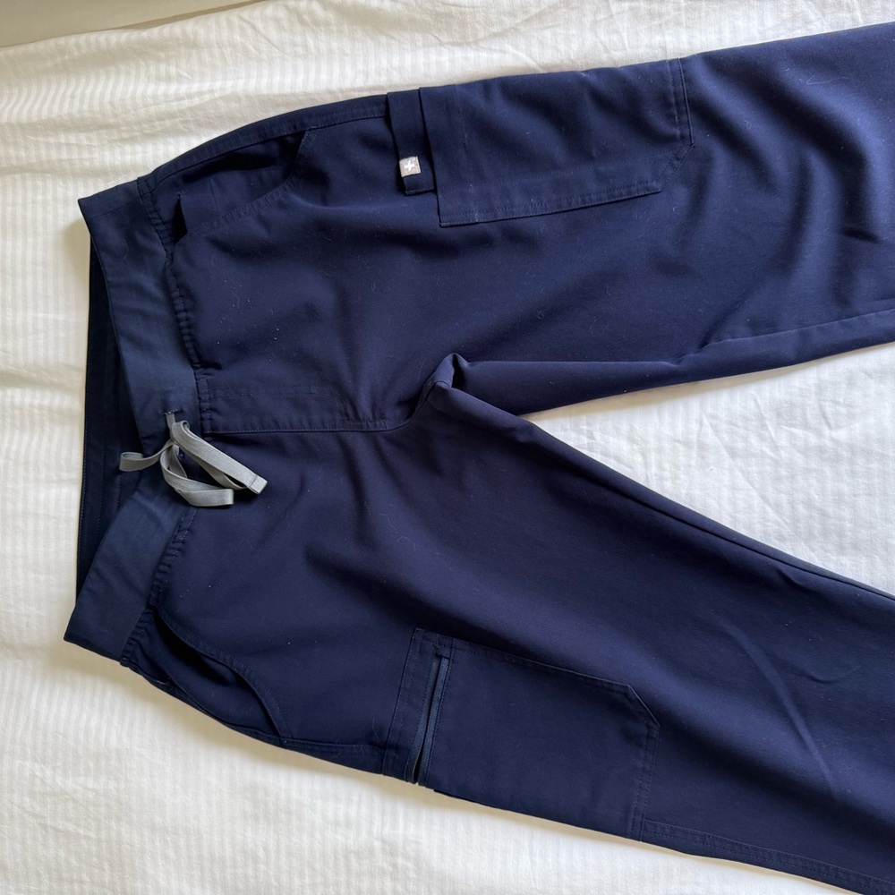 Figs women scrub pants